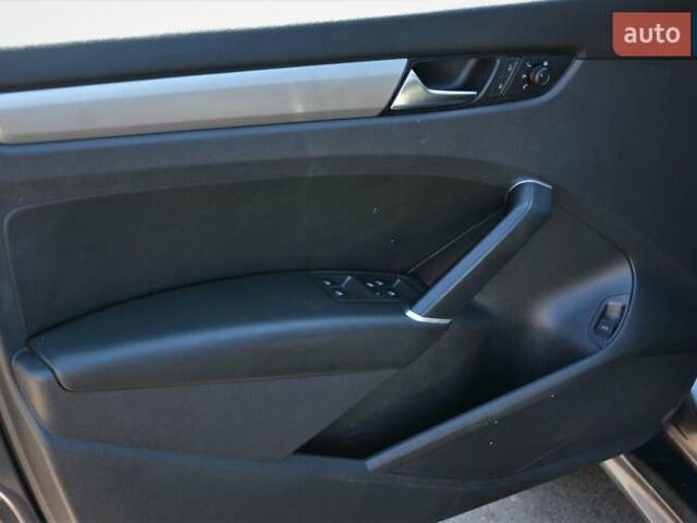 Фольксваген Пассат 2021 у Києві на Automoto.ua Сірий Фольксваген Пассат, об'ємом двигуна 1.98 л та пробігом 103 тис. км за 19800 $, фото 13 на Automoto.ua