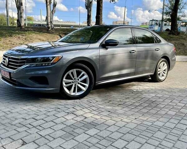 Серый Фольксваген Пассат, объемом двигателя 2 л и пробегом 50 тыс. км за 16500 $, фото 6 на Automoto.ua