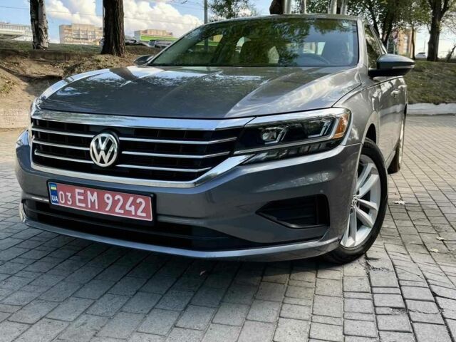 Серый Фольксваген Пассат, объемом двигателя 2 л и пробегом 50 тыс. км за 16500 $, фото 3 на Automoto.ua