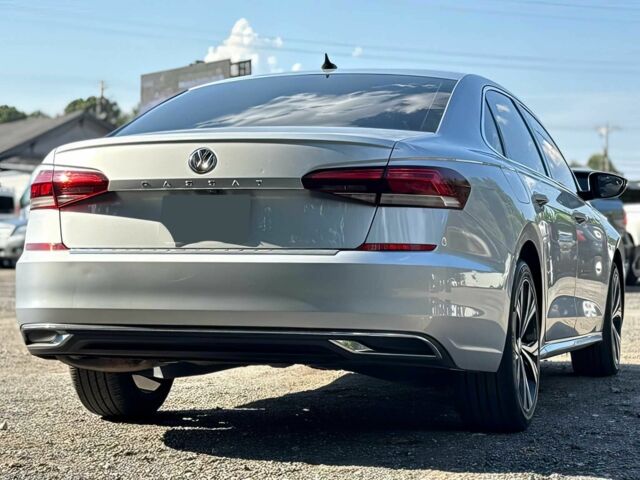 Фольксваген Пассат 2021 в Львове на Automoto.ua Серый Фольксваген Пассат, объемом двигателя 2 л и пробегом 15 тыс. км за 8900 $, фото 6 на Automoto.ua