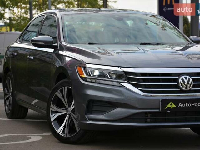 Фольксваген Пассат 2021 у Києві на Automoto.ua Сірий Фольксваген Пассат, об'ємом двигуна 1.98 л та пробігом 103 тис. км за 19800 $, фото 1 на Automoto.ua