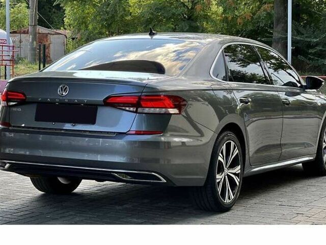 Фольксваген Пассат 2021 у Львові на Automoto.ua Сірий Фольксваген Пассат, об'ємом двигуна 2 л та пробігом 62 тис. км за 15000 $, фото 13 на Automoto.ua