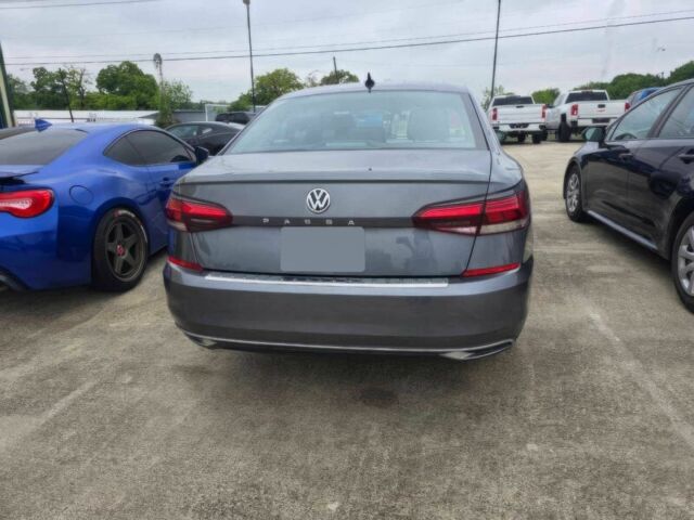 Сірий Фольксваген Пассат, об'ємом двигуна 2 л та пробігом 21 тис. км за 11000 $, фото 4 на Automoto.ua