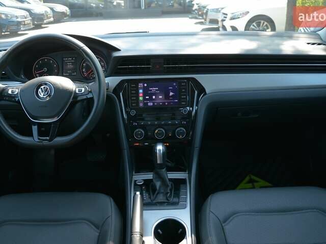 Фольксваген Пассат 2021 у Києві на Automoto.ua Сірий Фольксваген Пассат, об'ємом двигуна 1.98 л та пробігом 103 тис. км за 19800 $, фото 25 на Automoto.ua