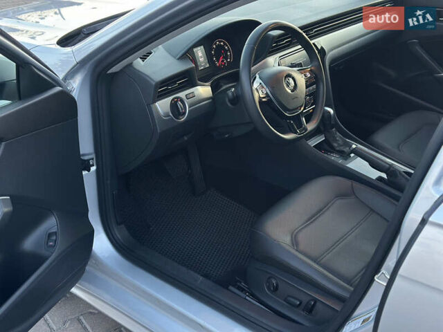 Серый Фольксваген Пассат, объемом двигателя 2 л и пробегом 122 тыс. км за 17900 $, фото 37 на Automoto.ua