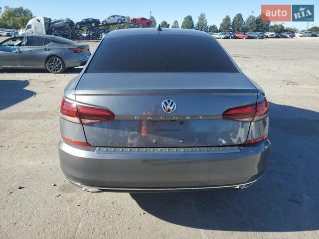 Серый Фольксваген Пассат, объемом двигателя 2 л и пробегом 170 тыс. км за 4000 $, фото 5 на Automoto.ua