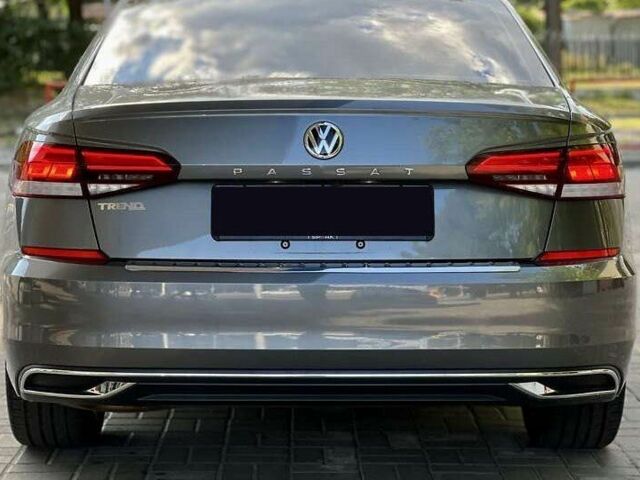 Фольксваген Пассат 2021 у Львові на Automoto.ua Сірий Фольксваген Пассат, об'ємом двигуна 2 л та пробігом 62 тис. км за 15000 $, фото 8 на Automoto.ua