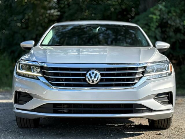 Фольксваген Пассат 2021 в Львове на Automoto.ua Серый Фольксваген Пассат, объемом двигателя 2 л и пробегом 15 тыс. км за 8900 $, фото 4 на Automoto.ua