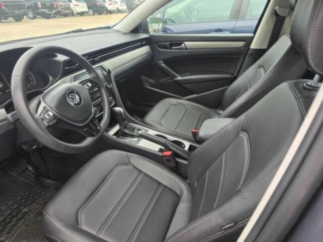 Сірий Фольксваген Пассат, об'ємом двигуна 2 л та пробігом 21 тис. км за 11000 $, фото 7 на Automoto.ua