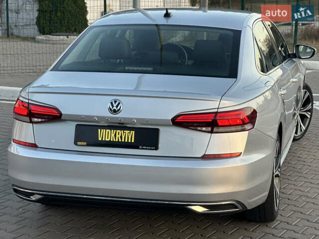 Серый Фольксваген Пассат, объемом двигателя 2 л и пробегом 122 тыс. км за 17900 $, фото 16 на Automoto.ua