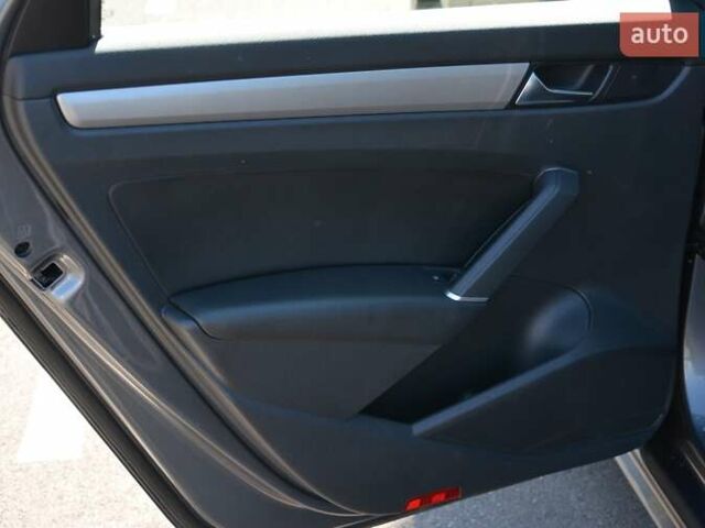 Фольксваген Пассат 2021 у Києві на Automoto.ua Сірий Фольксваген Пассат, об'ємом двигуна 1.98 л та пробігом 103 тис. км за 19800 $, фото 34 на Automoto.ua