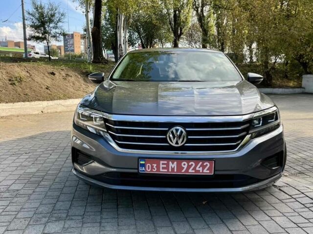 Серый Фольксваген Пассат, объемом двигателя 2 л и пробегом 50 тыс. км за 16500 $, фото 2 на Automoto.ua