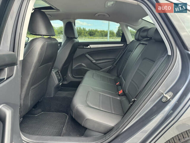 Фольксваген Пассат 2021 у Дубно на Automoto.ua Сірий Фольксваген Пассат, об'ємом двигуна 2 л та пробігом 162 тис. км за 16499 $, фото 16 на Automoto.ua