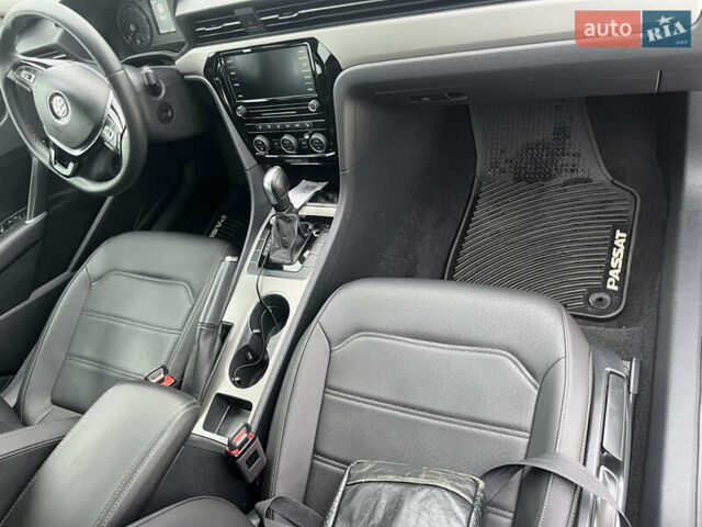 Серый Фольксваген Пассат, объемом двигателя 2 л и пробегом 105 тыс. км за 17800 $, фото 11 на Automoto.ua