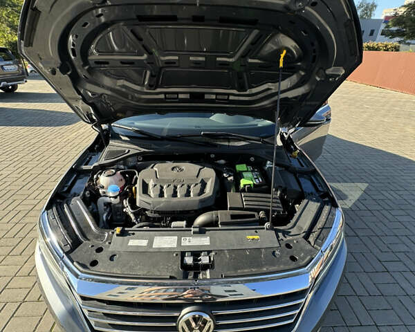 Фольксваген Пассат 2021 у Києві на Automoto.ua Сірий Фольксваген Пассат, об'ємом двигуна 1.98 л та пробігом 92 тис. км за 18650 $, фото 9 на Automoto.ua