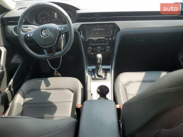 Серый Фольксваген Пассат, объемом двигателя 1.98 л и пробегом 31 тыс. км за 14200 $, фото 5 на Automoto.ua