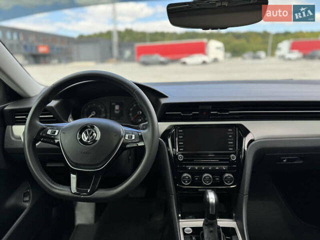 Фольксваген Пассат 2021 у Дубно на Automoto.ua Сірий Фольксваген Пассат, об'ємом двигуна 2 л та пробігом 162 тис. км за 16499 $, фото 29 на Automoto.ua