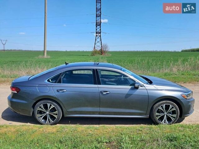 Серый Фольксваген Пассат, объемом двигателя 1.98 л и пробегом 93 тыс. км за 17500 $, фото 6 на Automoto.ua