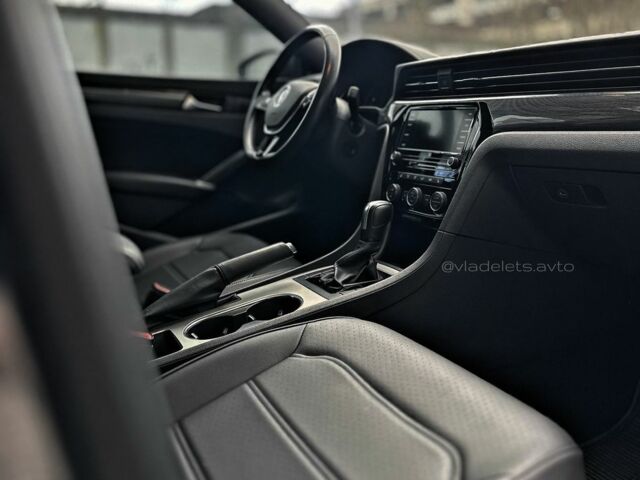 Серый Фольксваген Пассат, объемом двигателя 2 л и пробегом 64 тыс. км за 20999 $, фото 9 на Automoto.ua