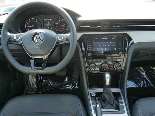 Серый Фольксваген Пассат, объемом двигателя 2 л и пробегом 14 тыс. км за 8050 $, фото 7 на Automoto.ua