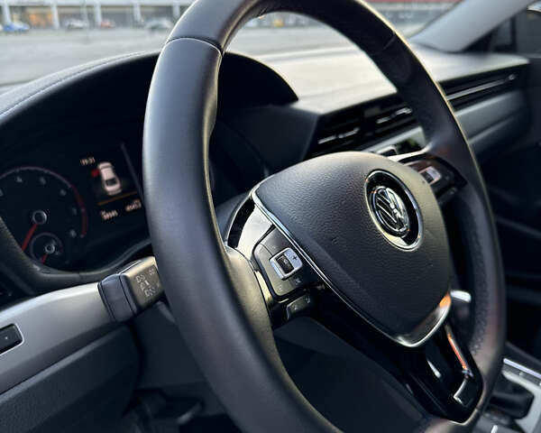 Серый Фольксваген Пассат, объемом двигателя 1.98 л и пробегом 44 тыс. км за 18700 $, фото 12 на Automoto.ua