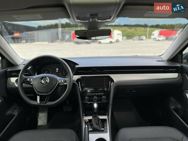 Фольксваген Пассат 2021 у Дубно на Automoto.ua Сірий Фольксваген Пассат, об'ємом двигуна 2 л та пробігом 162 тис. км за 16499 $, фото 28 на Automoto.ua
