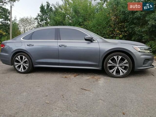 Серый Фольксваген Пассат, объемом двигателя 0 л и пробегом 95 тыс. км за 15950 $, фото 37 на Automoto.ua