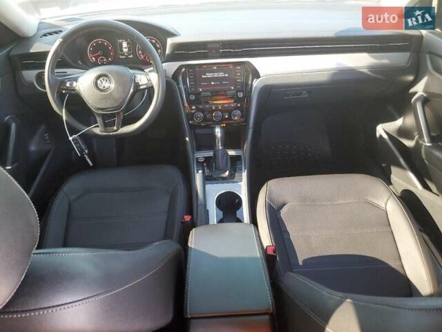 Серый Фольксваген Пассат, объемом двигателя 2 л и пробегом 170 тыс. км за 4000 $, фото 7 на Automoto.ua