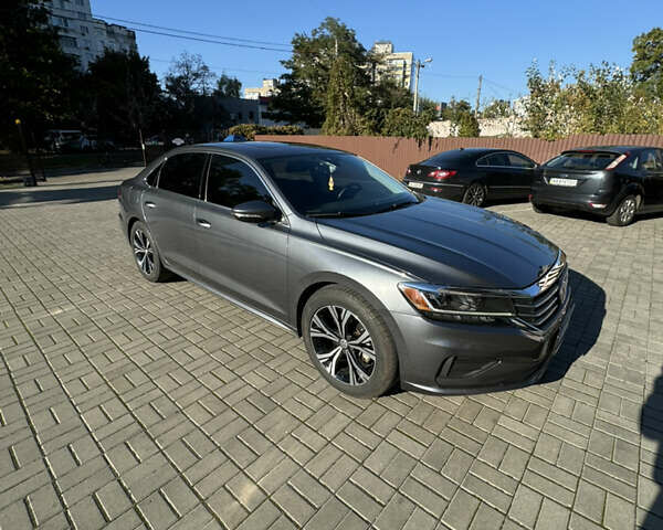 Фольксваген Пассат 2021 у Києві на Automoto.ua Сірий Фольксваген Пассат, об'ємом двигуна 1.98 л та пробігом 92 тис. км за 18650 $, фото 1 на Automoto.ua