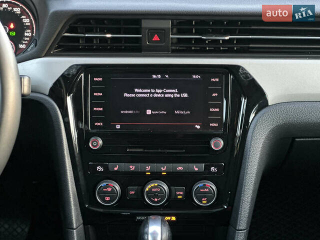 Серый Фольксваген Пассат, объемом двигателя 2 л и пробегом 122 тыс. км за 17900 $, фото 28 на Automoto.ua