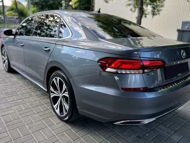 Фольксваген Пассат 2021 у Львові на Automoto.ua Сірий Фольксваген Пассат, об'ємом двигуна 2 л та пробігом 62 тис. км за 15000 $, фото 14 на Automoto.ua