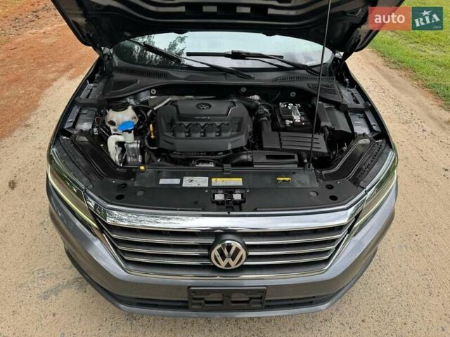 Серый Фольксваген Пассат, объемом двигателя 2 л и пробегом 128 тыс. км за 4800 $, фото 6 на Automoto.ua