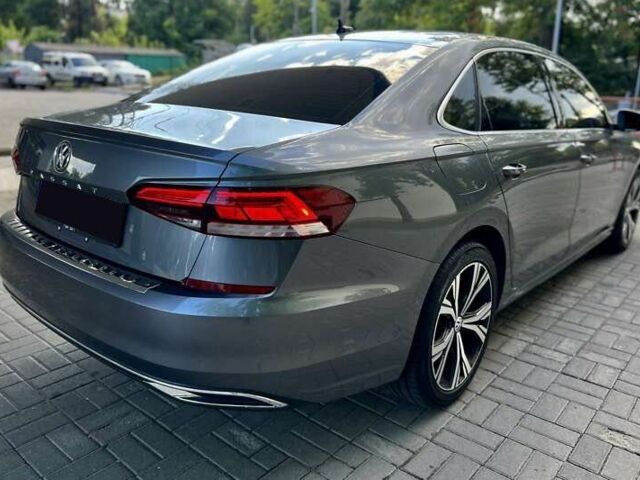 Фольксваген Пассат 2021 у Львові на Automoto.ua Сірий Фольксваген Пассат, об'ємом двигуна 2 л та пробігом 62 тис. км за 15000 $, фото 10 на Automoto.ua