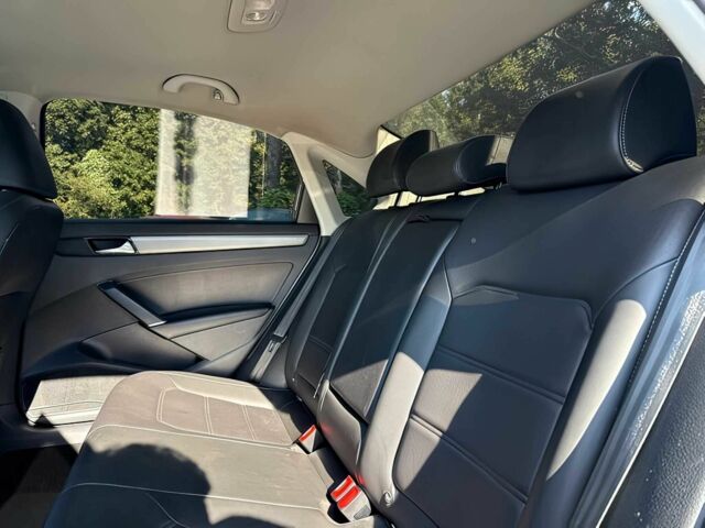 Фольксваген Пассат 2021 в Львове на Automoto.ua Серый Фольксваген Пассат, объемом двигателя 2 л и пробегом 15 тыс. км за 8900 $, фото 7 на Automoto.ua