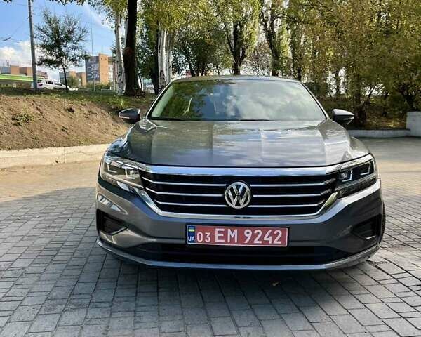 Серый Фольксваген Пассат, объемом двигателя 2 л и пробегом 50 тыс. км за 16500 $, фото 8 на Automoto.ua