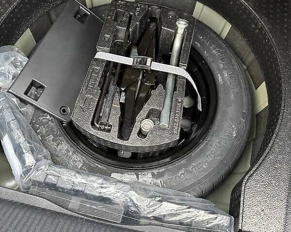 Серый Фольксваген Пассат, объемом двигателя 1.98 л и пробегом 61 тыс. км за 21300 $, фото 12 на Automoto.ua