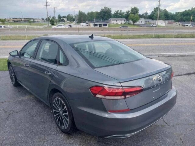 Серый Фольксваген Пассат, объемом двигателя 2 л и пробегом 13 тыс. км за 30000 $, фото 7 на Automoto.ua