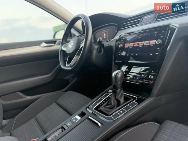 Серый Фольксваген Пассат, объемом двигателя 2 л и пробегом 123 тыс. км за 29900 $, фото 71 на Automoto.ua