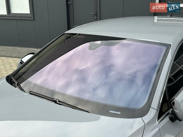 Серый Фольксваген Пассат, объемом двигателя 1.97 л и пробегом 189 тыс. км за 27999 $, фото 11 на Automoto.ua