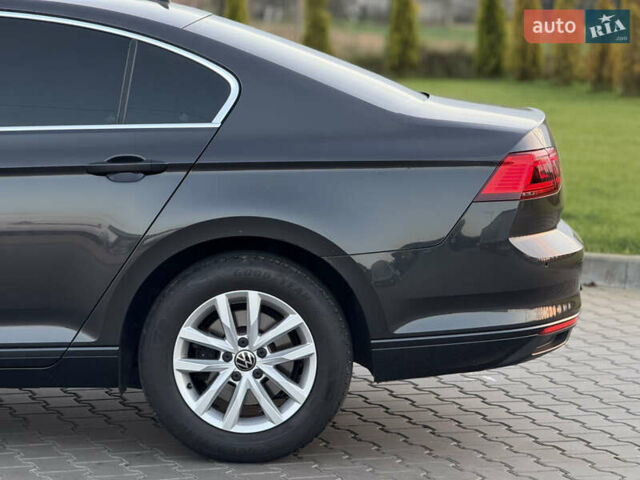 Серый Фольксваген Пассат, объемом двигателя 2 л и пробегом 123 тыс. км за 29900 $, фото 32 на Automoto.ua