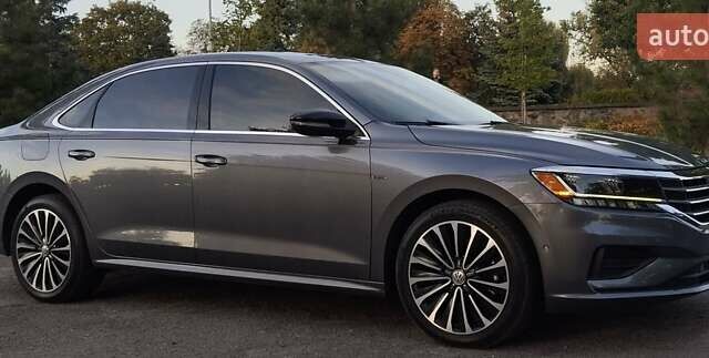 Серый Фольксваген Пассат, объемом двигателя 2 л и пробегом 83 тыс. км за 19200 $, фото 8 на Automoto.ua