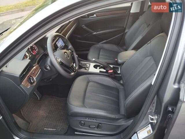 Серый Фольксваген Пассат, объемом двигателя 2 л и пробегом 83 тыс. км за 19200 $, фото 20 на Automoto.ua