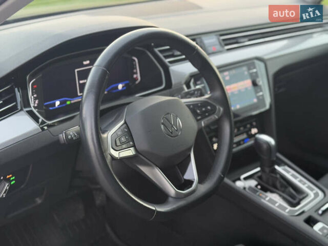 Серый Фольксваген Пассат, объемом двигателя 2 л и пробегом 123 тыс. км за 29900 $, фото 56 на Automoto.ua