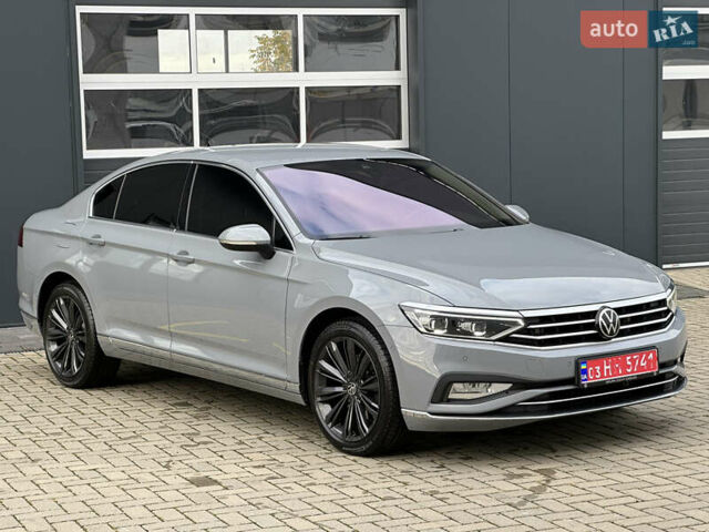 Серый Фольксваген Пассат, объемом двигателя 1.97 л и пробегом 189 тыс. км за 29999 $, фото 22 на Automoto.ua