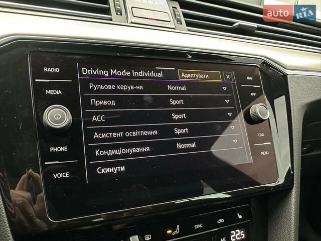 Серый Фольксваген Пассат, объемом двигателя 1.97 л и пробегом 189 тыс. км за 27999 $, фото 60 на Automoto.ua