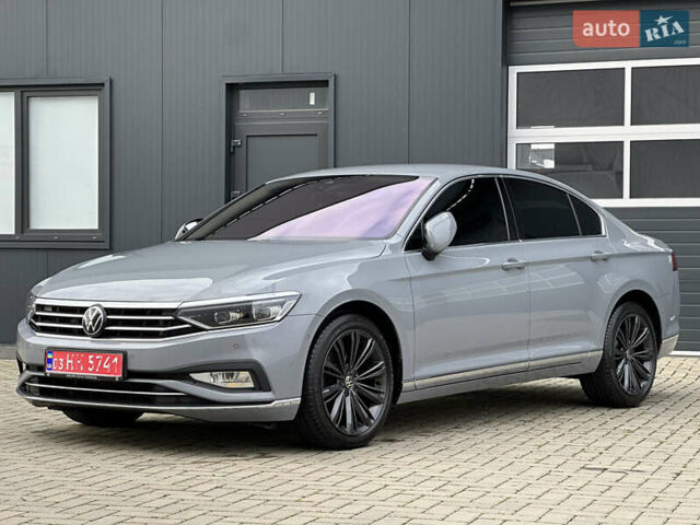 Серый Фольксваген Пассат, объемом двигателя 1.97 л и пробегом 189 тыс. км за 27999 $, фото 4 на Automoto.ua