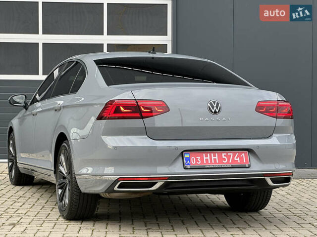 Серый Фольксваген Пассат, объемом двигателя 1.97 л и пробегом 189 тыс. км за 29999 $, фото 34 на Automoto.ua