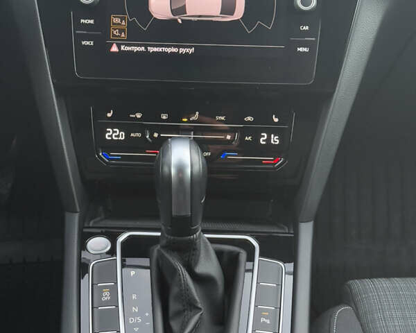 Серый Фольксваген Пассат, объемом двигателя 2 л и пробегом 123 тыс. км за 29900 $, фото 102 на Automoto.ua