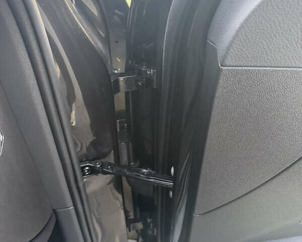 Серый Фольксваген Пассат, объемом двигателя 2 л и пробегом 123 тыс. км за 29900 $, фото 107 на Automoto.ua