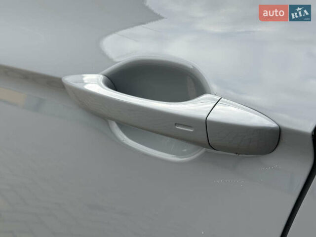 Серый Фольксваген Пассат, объемом двигателя 1.97 л и пробегом 189 тыс. км за 27999 $, фото 13 на Automoto.ua